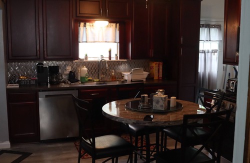 Geneva House | Charming, Spacious 3 bedroom house W/WiFi, AC in Geneva -Hot Tub - Outside Bar