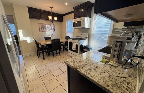 Lakewood House | Charming Updated 2-bedroom Lakewood Oasis