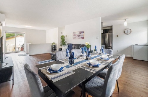 Bobcaygeon Apartment | Charming Winter Retreat | Onsite Parking & Laundry