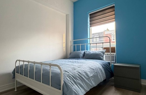 Parkdale Hostel | Check Inn