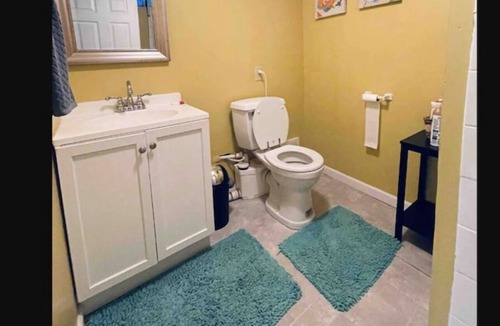 Reynolds Corners House | Cheerful 3-Bedroom Westgate Ranch