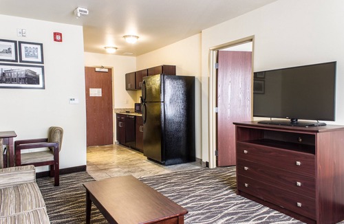 Chippewa Falls Hotel | Cobblestone Hotel & Suites – Chippewa Falls