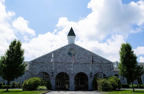 Gardner Hotel | Colonial Hotel