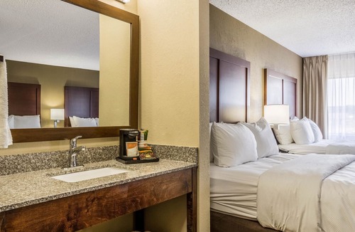 Norwalk Hotel | Comfort Inn Norwalk - Sandusky