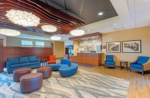 Amherst Hotel | Comfort Inn University