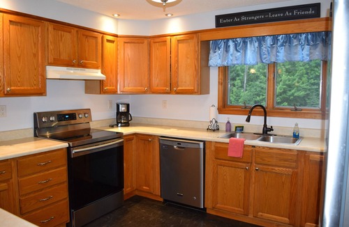 Whitefield House | Comfortable Getaway Home- A comfortable retreat in the White Mountains!