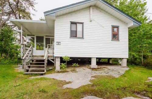 Carling House | Comfy Cottage in Georgian Bay - Rockwood #9