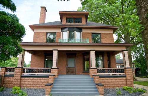 Centralia Apartment | Copperfield- Unit 2 - 1 Bedroom Luxury Suite - King
