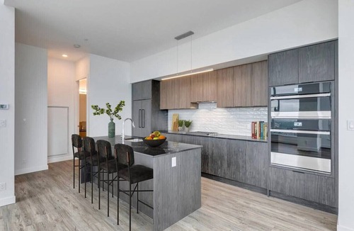 Victoria Park Apartment | Corporate 1 Bedroom Apartment in Calgary | BLVD Beltline Building