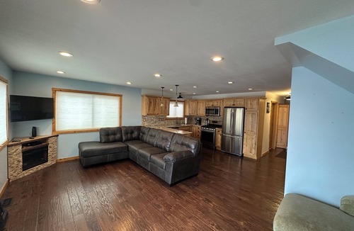Prudenville Cottage | Cottage Right off Houghton Lake!