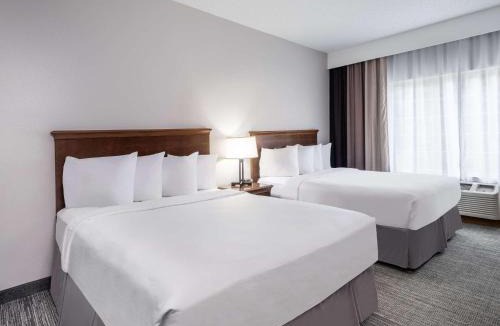 Maumee Hotel | Country Inn & Suites by Radisson, Maumee - Toledo