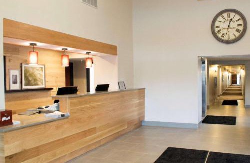 Erie Hotel | Country Inn & Suites by Radisson, Erie, PA