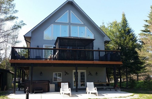 Severn Cottage | Countryside Fairview Cottage in Georgian Bay