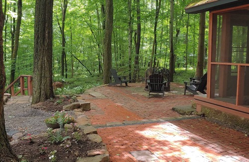Lexington Cabin | Couples Luxury Romantic Retreat w/Hot Tub, Nestled inside the woods w/Firepit