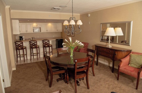 Erie Hotel | Courtyard by Marriott Erie