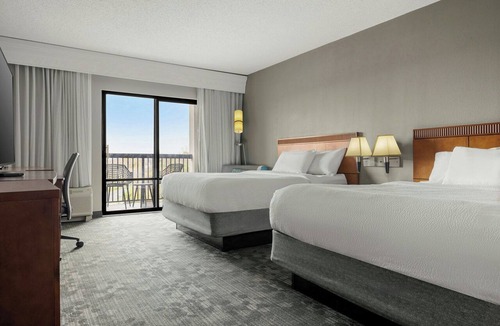 Oxford Valley Hotel | Courtyard by Marriott Philadelphia Langhorne