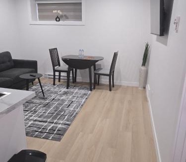 Winnipeg Apartment | Cozy 1-Bedroom Private Basement Suite in Winnipeg with separate entrance
