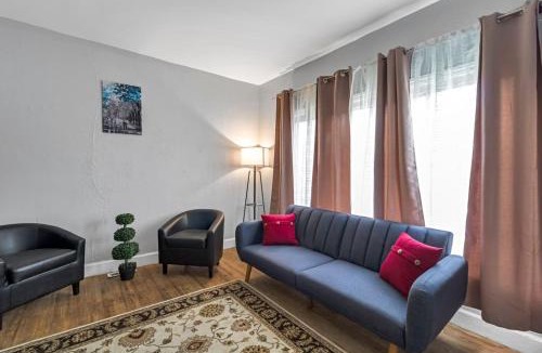 Buffalo House | Cozy 1BR Buffalo Home Near Canalside, Allentown Sleeps 4, Pet-Friendly, Easy First-Floor Access