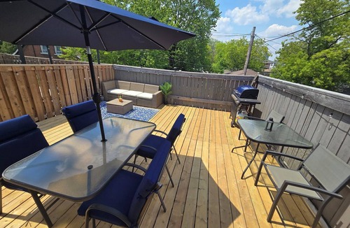 Mimico Apartment | Cozy 2 bedroom apartment with large patio