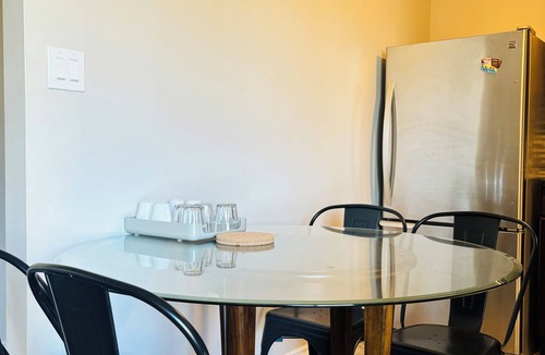 Southwest Calgary Condo | Cozy 2-Bedroom Condo with Parking