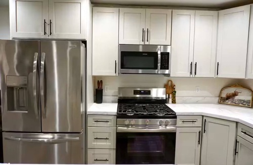 Goshen House | Cozy 2-bedroom house in nice Goshen with AC