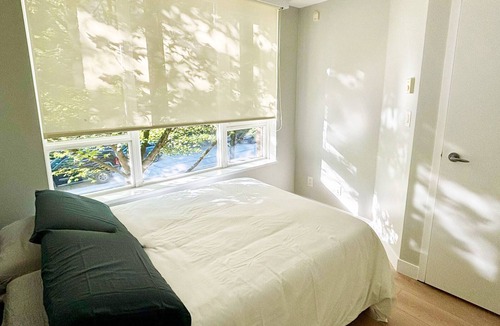 Yaletown House | Cozy 2-bedroom townhome in beautiful Vancouver with AC