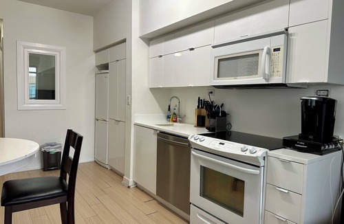 CityPlace Apartment | Cozy 2 bedrooms
