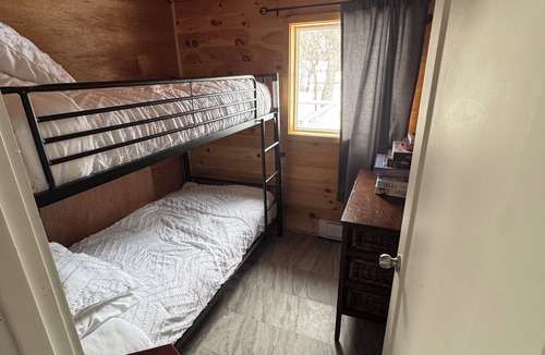 Winnipeg Beach House | Cozy 3 bedroom home close to the lake.