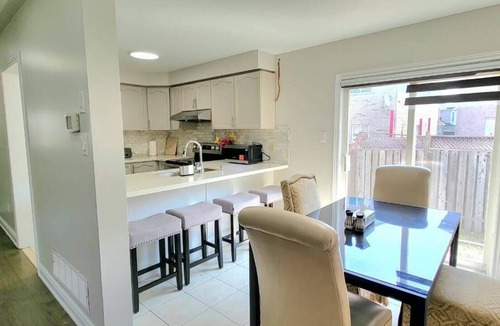 Brampton House | Cozy 3BR Brampton