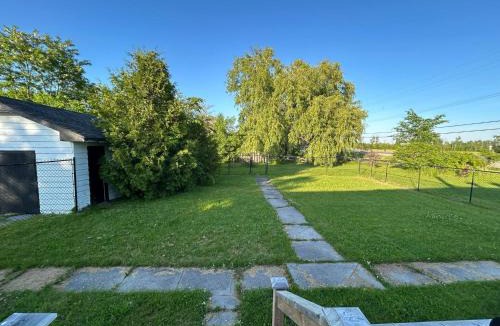 Virginia House | Cozy 3BR Cottage Near Lake Simcoe