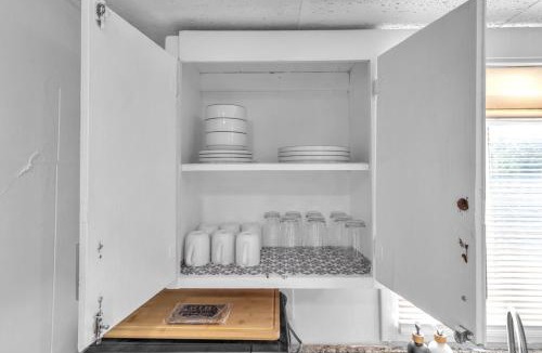 Lackawanna Apartment | Cozy apt South Buffalo