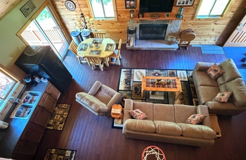 Delta County Cabin | Cozy Cabin in the Beautiful Upper Michigan