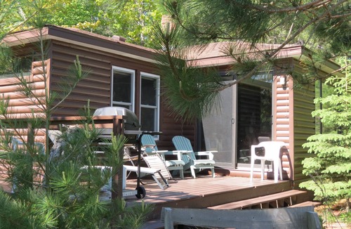 Upper Peninsula Michigan Cottage | Cozy Cottage on Lake Superior