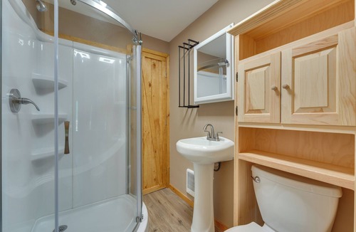 Ellicottville Cabin | Cozy Ellicottville Cabin w/Water Views - Near Ski