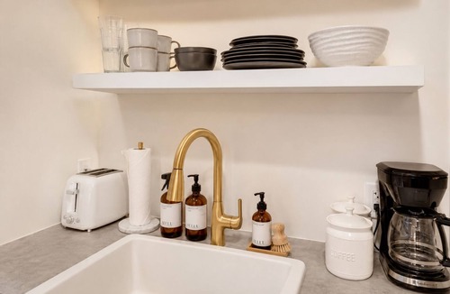 Pemberton Heights Apartment | Cozy Garden Suite with Fire Pit | Near Trails & Grouse