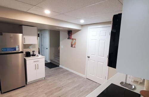 Fort Gary House | Cozy Home in Heart of Bridgwater, Winnipeg - Home away from home!