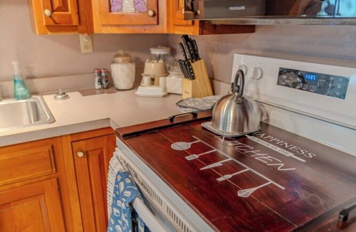 Lairdsville House | Cozy Hughesville Retreat - Near Parks & Fairground