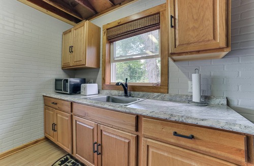 Lupton Cabin | Cozy Lupton Cabin Near George Lake & Trails