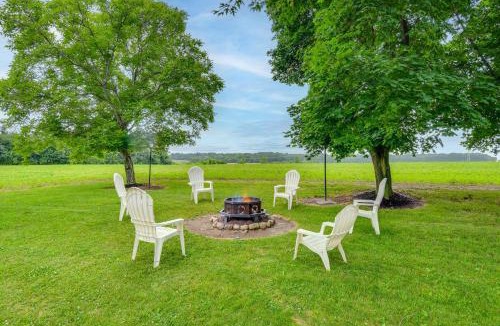 Geneva House | Cozy New York Farmhouse w/Porch, Grill & Fire Pit