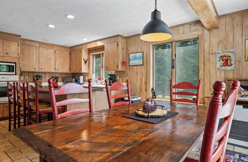 Rangeley House | 🐾Cozy Nights - Rangeley Lake Waterfront | Pet Friendly