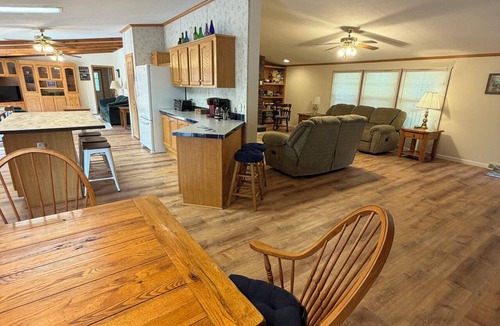 Markleton Cabin | Cozy, PRIVATE, 4-bedroom cabin on 40 acres.