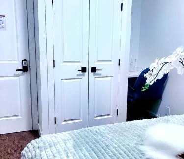 Highland Park House | Cozy Room 1 with Private Entrance