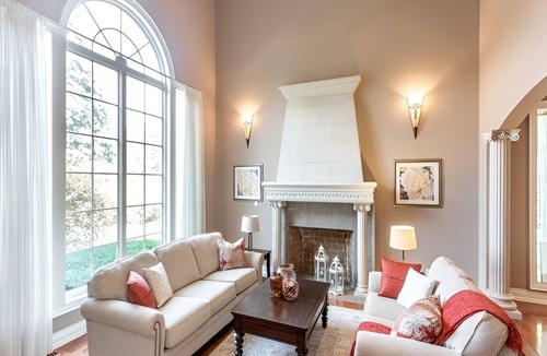 Islington House | Cozy room on Thorncrest Road