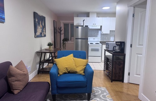 East Clayton Apartment | Cozy, Tranquil & Private/Full 1 Bedroom Loft, Sleeps 4, AC and Wi-Fi