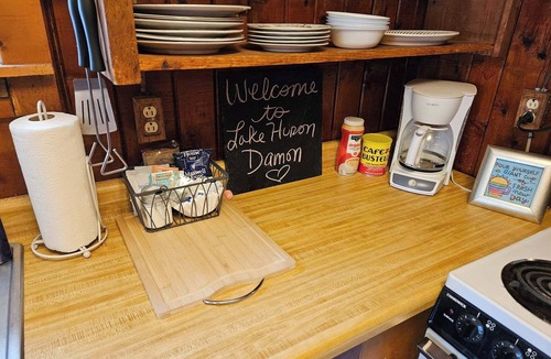 Oscoda Cottage | Cozy Windjammer Cottage on Great Lake Huron