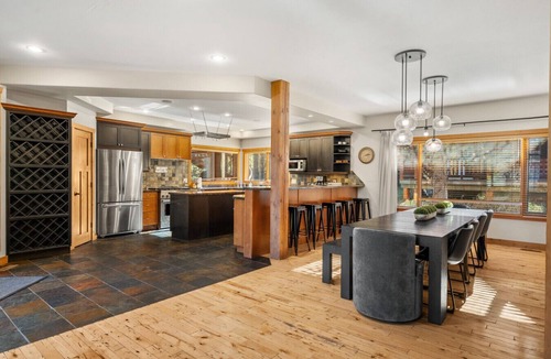 Forest Ridge Estates Cabin | Creekside Lodge | Hot Tub | Ski-Out | Pool Table