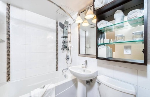 Prince Rupert Hotel | Crest Hotel