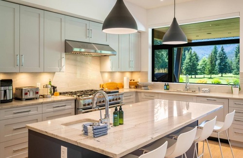 Whistler Ski Chalet | Cypress Links Golf Course Home