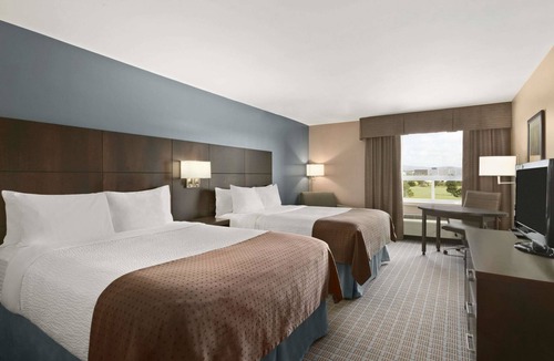 Downtown Hotel | Days Inn by Wyndham Stephenville