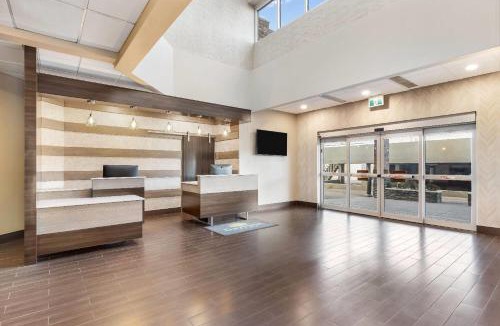 Airdrie Hotel | Days Inn by Wyndham Airdrie
